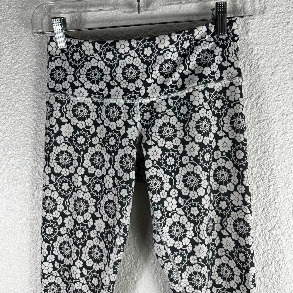 Lululemon Twiggy Print Nimbus Soot Light Wunder U… - image 2